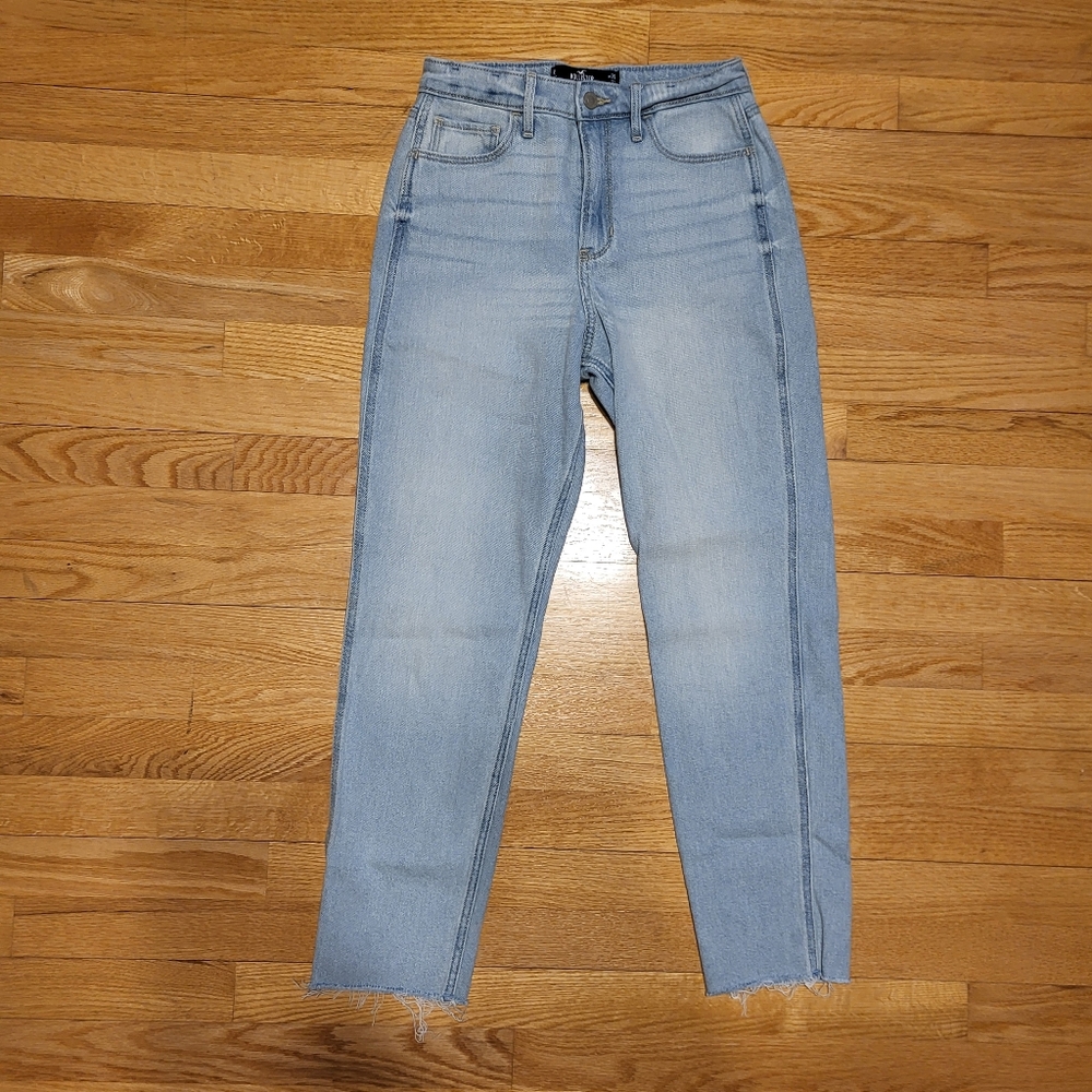 Hollister Ultra High Rise Jean Vintage Stretch